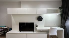 1 Bedroom Condo for rent in Urbano Absolute Sathon - Taksin, Khlong Ton Sai, Bangkok near BTS Krung Thon Buri