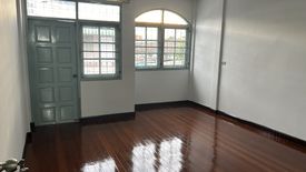 2 Bedroom Townhouse for sale in Tha Raeng, Bangkok