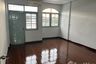 2 Bedroom Townhouse for sale in Tha Raeng, Bangkok