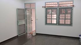 2 Bedroom Townhouse for sale in Tha Raeng, Bangkok