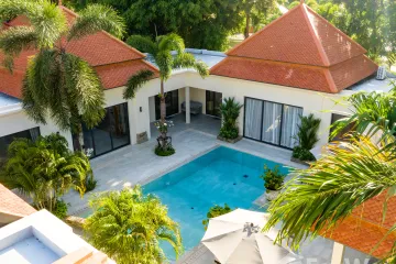 4 Bedroom Villa for sale in LAGUNA SAITAAN VILLAS, Choeng Thale, Phuket