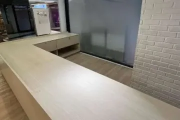 Commercial for rent in Khlong Toei Nuea, Bangkok near MRT Phetchaburi