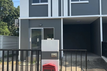 3 Bedroom Townhouse for sale in Baan Pruksa 73, Na Di, Samut Sakhon