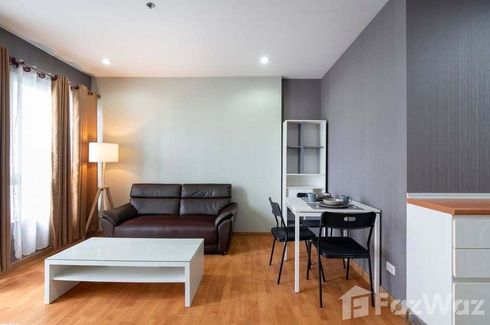 2 Bedroom Condo for rent in Pak Khlong Phasi Charoen, Bangkok near MRT Bang Wa