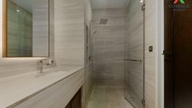 3 Bedroom Condo for sale in The Diplomat 39, Khlong Tan Nuea, Bangkok near BTS Phrom Phong