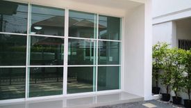 4 Bedroom House for rent in Saen Saep, Bangkok