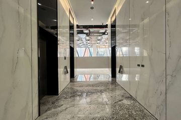 1 Bedroom Office for rent in Lumpini, Bangkok near BTS Chit Lom