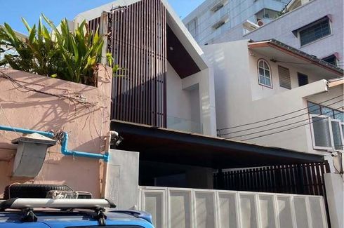 Commercial for rent in Hua Mak, Bangkok near MRT Yaek Lam Sali