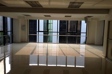 1 Bedroom Office for rent in Khlong Chan, Bangkok near MRT Bang Kapi