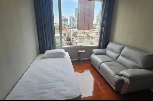 3 Bedroom Condo for rent in Wind Sukhumvit 23, Khlong Toei Nuea, Bangkok near MRT Sukhumvit