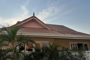 2 Bedroom House for sale in Baan Suan Neramit 2, Nong Prue, Chonburi