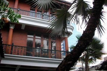 2 Bedroom Townhouse for rent in Phra Khanong Nuea, Bangkok