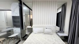 1 Bedroom Condo for rent in Life Asoke, Bang Kapi, Bangkok near MRT Phetchaburi