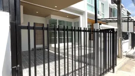 3 Bedroom Townhouse for sale in Ko Kaeo, Phuket