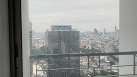 2 Bedroom Condo for sale in Sathorn House, Silom, Bangkok near BTS Surasak