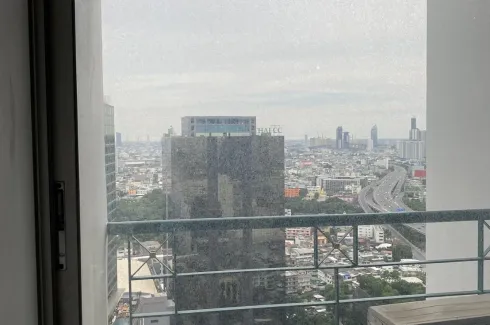 2 Bedroom Condo for sale in Sathorn House, Silom, Bangkok near BTS Surasak