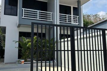 2 Bedroom Townhouse for sale in Thep Krasatti, Phuket