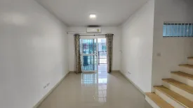 3 Bedroom Townhouse for rent in Khlong Nueng, Pathum Thani