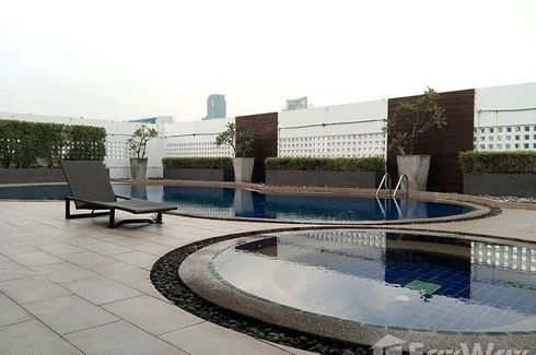 2 Bedroom Condo for rent in Renova Residence Chidlom, Lumpini, Bangkok near BTS Ploen Chit