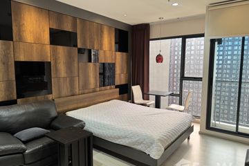 Condo for rent in Rhythm Asoke, Makkasan, Bangkok near MRT Phra Ram 9