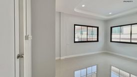 3 Bedroom Condo for sale in Romruen Ville, Maha Sawat, Nonthaburi