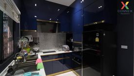 4 Bedroom House for sale in Bangkok Boulevard Pinklao-Phetkasem, Krathum Lom, Nakhon Pathom