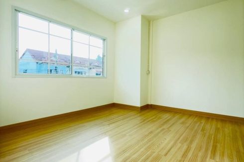 2 Bedroom Townhouse for sale in Bang Len, Nonthaburi