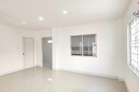 4 Bedroom Townhouse for sale in Siwarat 9 Bangbuathong-Sainoi, Thawi Watthana, Nonthaburi