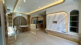 5 Bedroom House for sale in Ninya Kallapaphruek, Bang Khae, Bangkok
