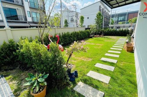 3 Bedroom Townhouse for sale in Nong Bon, Bangkok near MRT Si Udom