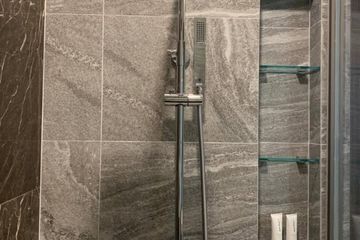 1 Bedroom Condo for rent in The ESSE Sukhumvit 36, Phra Khanong, Bangkok near BTS Thong Lo