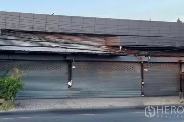 Warehouse / Factory for rent in Lat Phrao, Bangkok