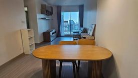 2 Bedroom Condo for rent in Maha Phruettharam, Bangkok near MRT Hua Lamphong
