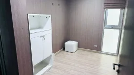 2 Bedroom Condo for sale in Sky Walk Condominium, Phra Khanong Nuea, Bangkok near BTS Phra Khanong