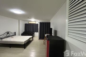 Condo for rent in Commonwealth Pinklao, Bang Bamru, Bangkok near MRT Bang Yi Khan