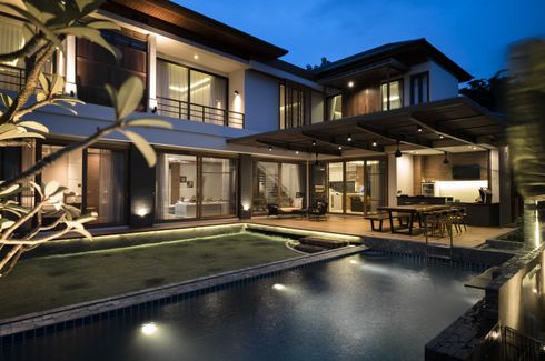 4 Bedroom Villa for sale in Phra Khanong Nuea, Bangkok