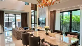 5 Bedroom House for sale in Supalai Essence Suanluang, Dokmai, Bangkok