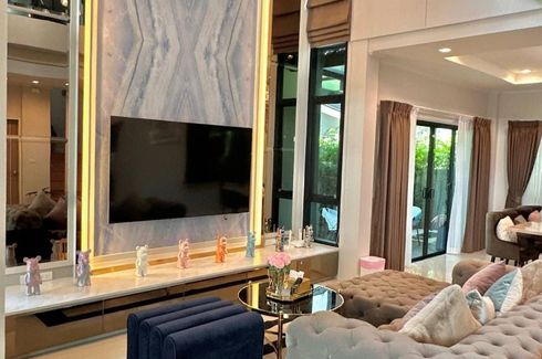 5 Bedroom House for rent in Supalai Essence Suanluang, Dokmai, Bangkok