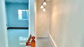 2 Bedroom Townhouse for sale in Lapawan 3, Sao Thong Hin, Nonthaburi
