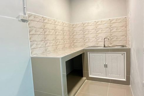 2 Bedroom Townhouse for sale in Lapawan 3, Sao Thong Hin, Nonthaburi