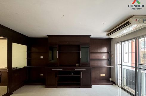 4 Bedroom House for sale in City Park Pattanakarn 38, Suan Luang, Bangkok