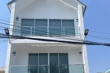 3 Bedroom Townhouse for sale in Nai Mueang, Surin