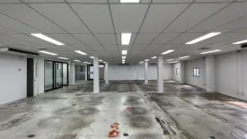 Office for rent in Krit Limited Company, Thung Maha Mek, Bangkok near MRT Lumpini