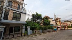 3 Bedroom Townhouse for sale in MERIT PLACE Ladprao 87, Khlong Chaokhun Sing, Bangkok