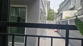 3 Bedroom Townhouse for sale in Pruksa Ville 55 Wongwaen-Ramintra, Bang Chan, Bangkok