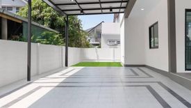 3 Bedroom House for sale in Kritsada Nakhon 10, Sao Thong Hin, Nonthaburi near MRT Sam Yaek Bang Yai