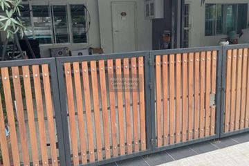 3 Bedroom Townhouse for sale in Min Buri, Bangkok