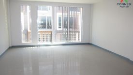 4 Bedroom Townhouse for sale in RK Biz Center Motorway - Airportlink, Khlong Song Ton Nun, Bangkok