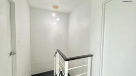 3 Bedroom Townhouse for sale in Baan Pruksa 86/1 Ladkrabang-Suvarnabhumi, Lat Krabang, Bangkok