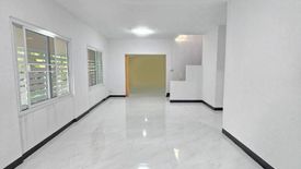 4 Bedroom Townhouse for sale in Baan Pruksa 7 Lamlukka, Lam Luk Ka, Pathum Thani